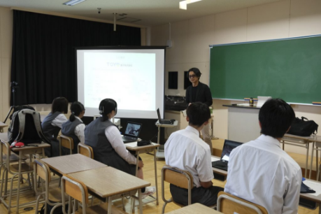高校生とともに取り組む地域観光・プロモーション教育支援の写真